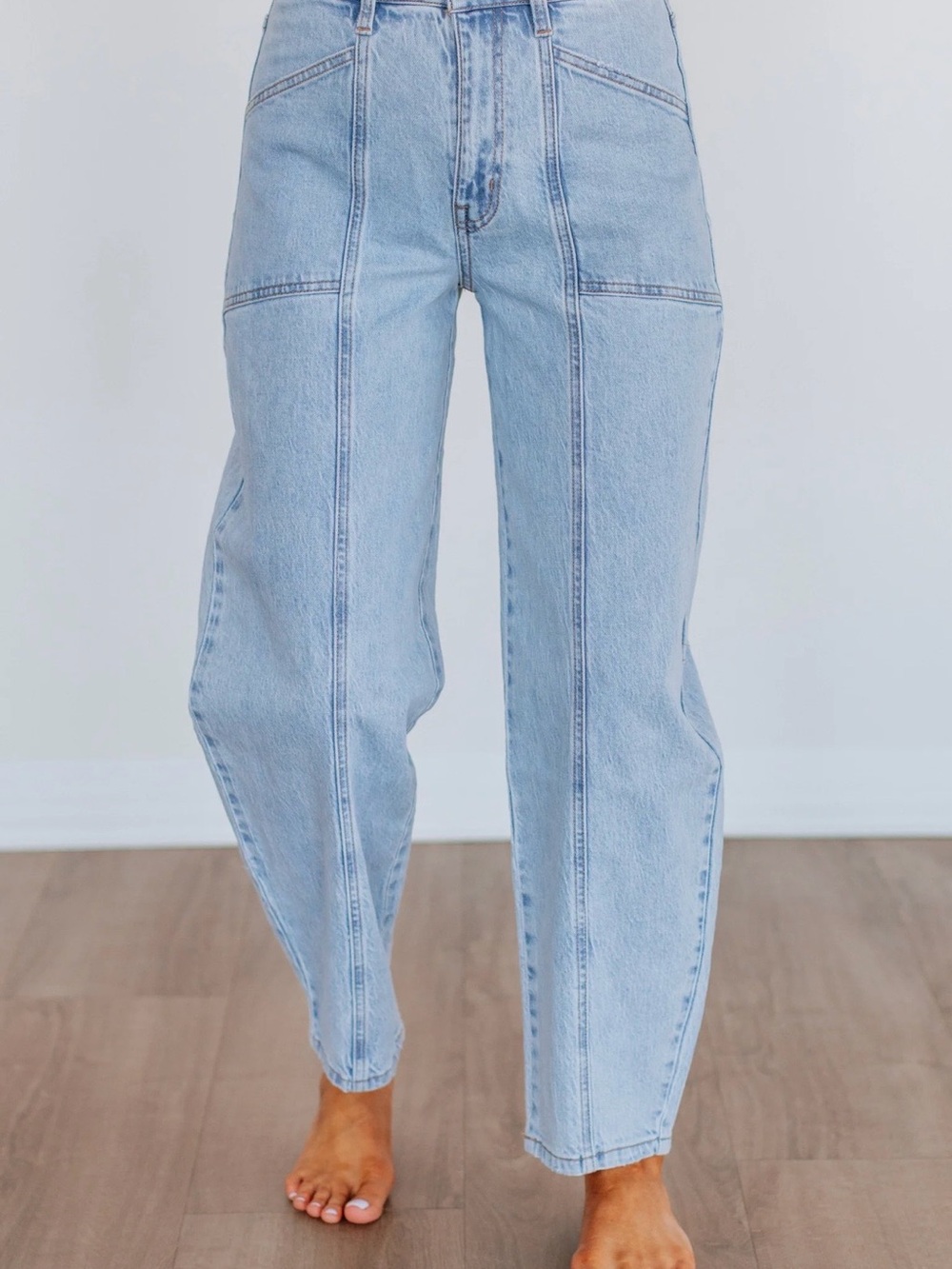 Light Wash High-Rise Vervet Barrel Jeans